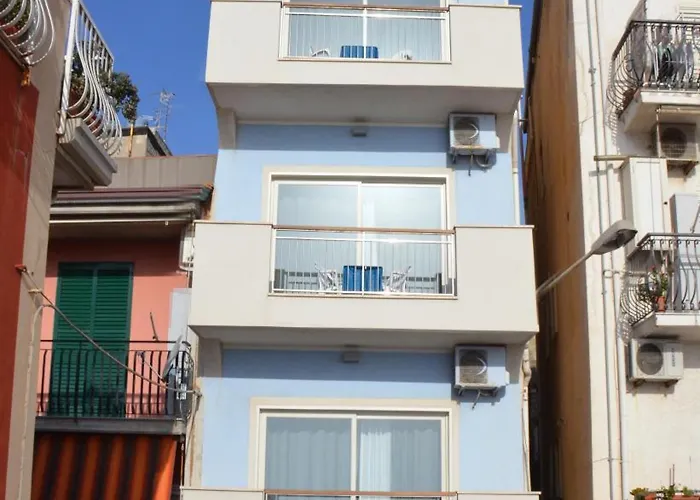 Costa Azzurra Hotel 2*