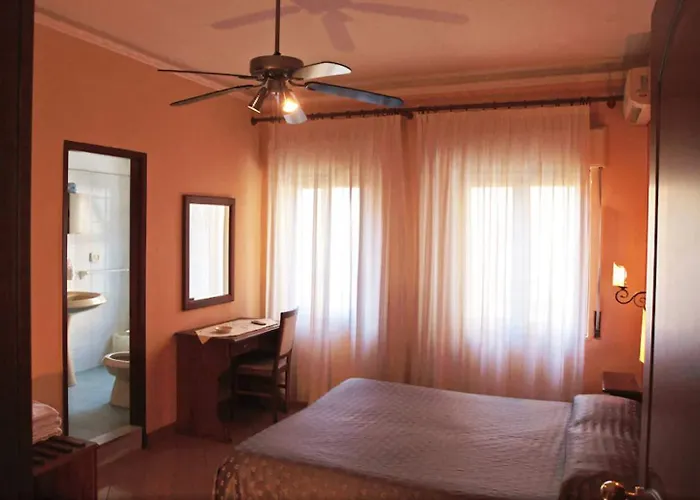 Costa Azzurra Hotel 2*