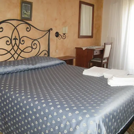 Costa Azzurra 2* Giardini-Naxos