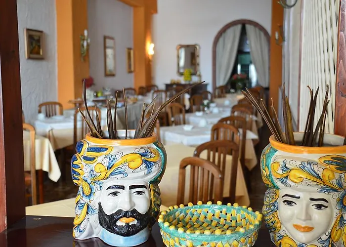 Costa Azzurra 2* ジャルディーニ・ナクソス