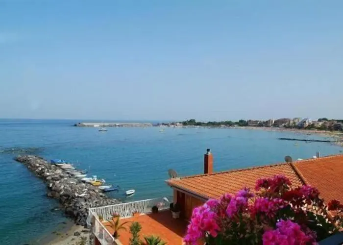 ホテル Costa Azzurra