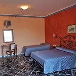 Hotel Costa Azzurra Giardini-Naxos
