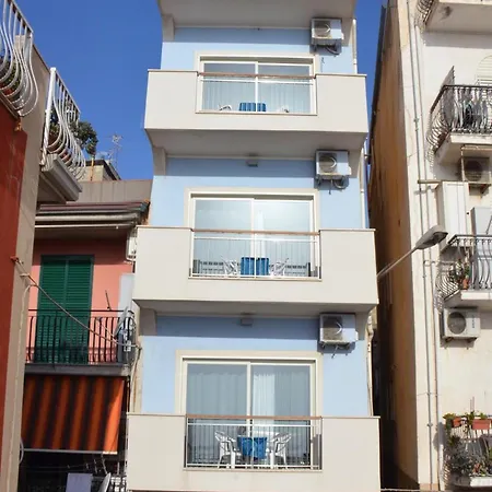 Costa Azzurra Otel 2*