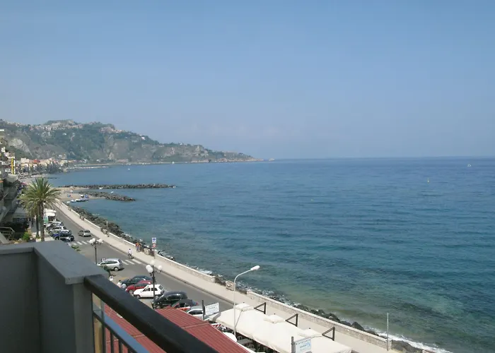 Costa Azzurra Giardini Naxos